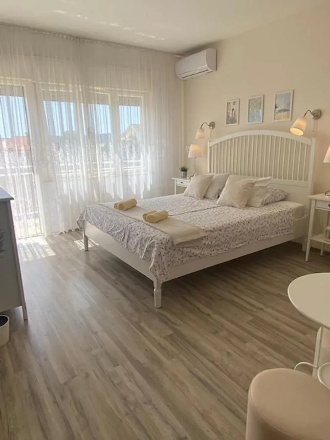 Affittacamere Hotel Kosovic Family House Medolino